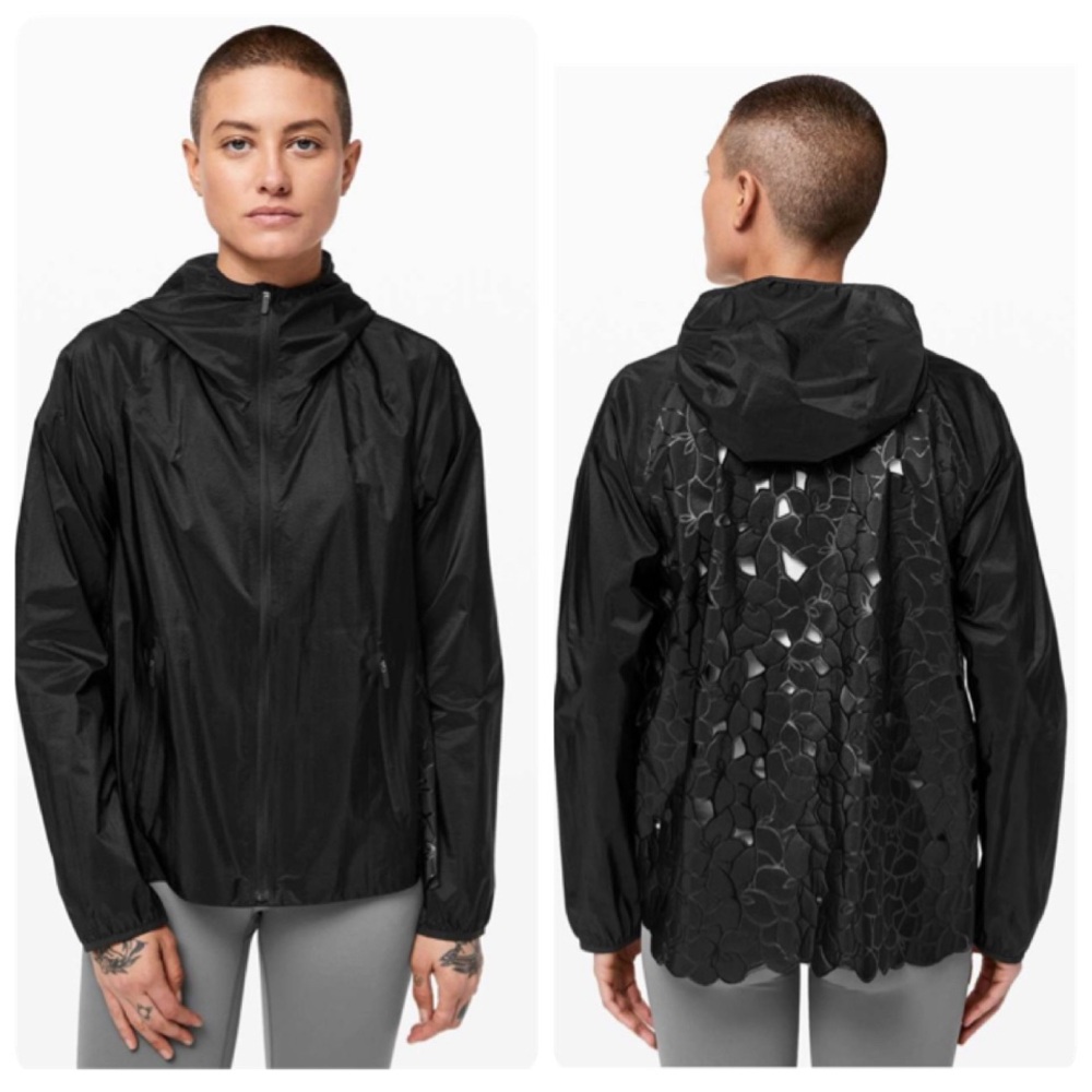 ✨RARE✨🆕Lululemon Fabled Forest Jacket-
Black- *Crafted lace lends NWOT✨